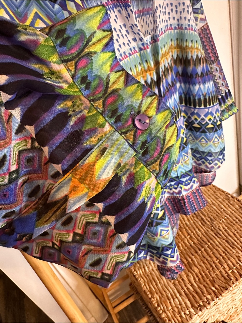 Antilia Femme Multicolor Geometric V-Neck Tunic 3x - Picture 3 of 11